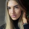 Ella's avatar