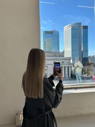 3 image in gallery