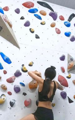 Family Bouldering cover