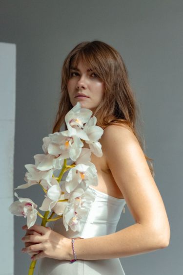 10 image in gallery