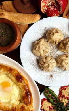 Georgian Cuisine - Exploring 🤤 cover
