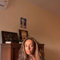 Mira's avatar