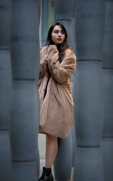 7 image in gallery