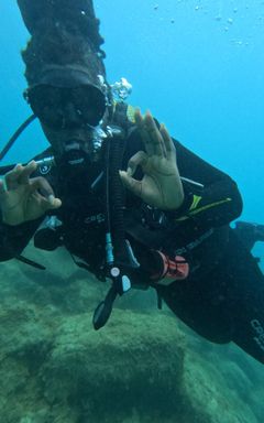 Find a Scuba Buddy cover