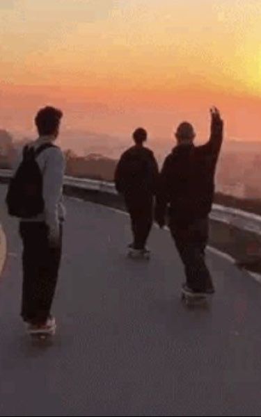 2 image in gallery