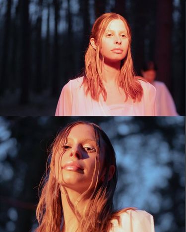 4 image in gallery