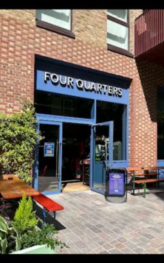 🐘&🏰 Sundays @Four Quarters cover