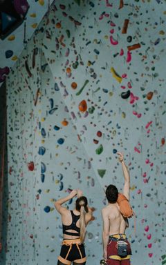 Bouldering in blackhorse road, and grab a beer! cover