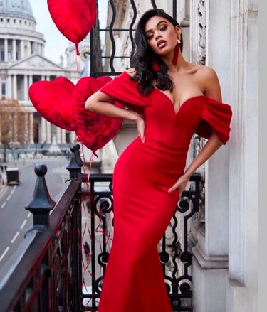 10 image in gallery