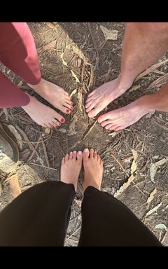 Barefoot hiking meetup 🦶🏽 cover